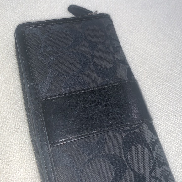 Coach Legacy Signature Slim Zip Wallet - Picture 6 of 12